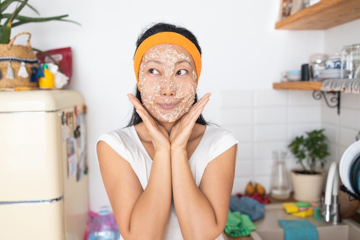 portrait of a happy asian woman using natural secr 2023 11 27 04 50 44 utc