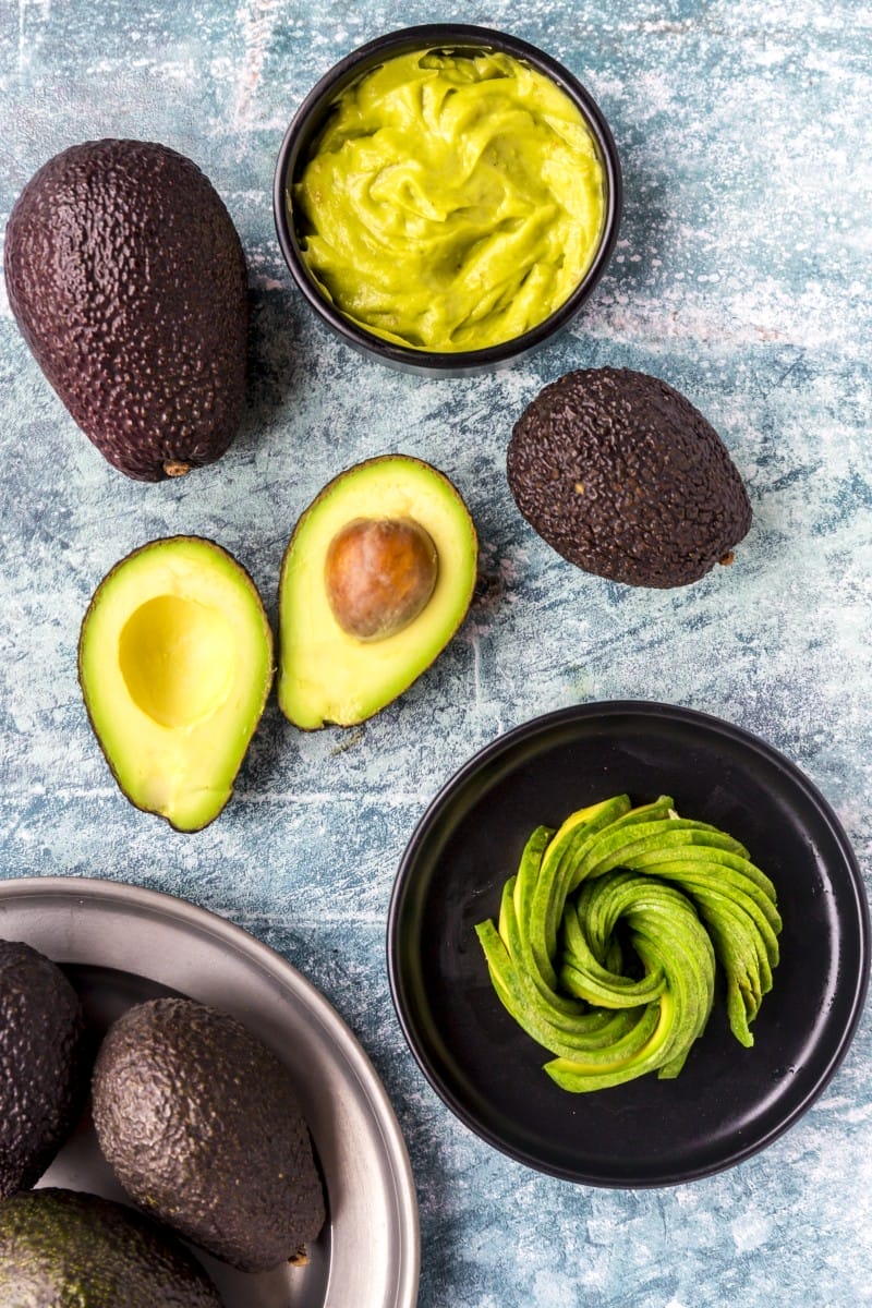 bowl of guacamole and avocado